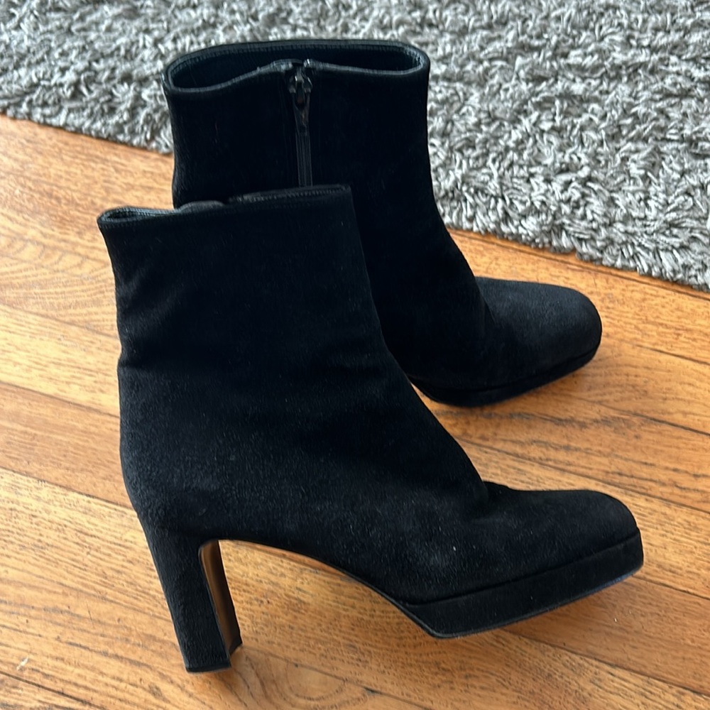 Stuart Weitzman Black Suede Block-Heel Ankle Booties